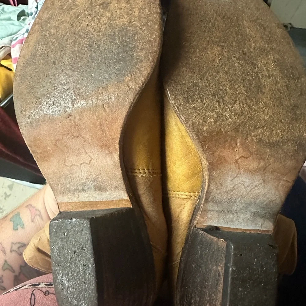 Zodiac Brown Leather Ankle Boots‎